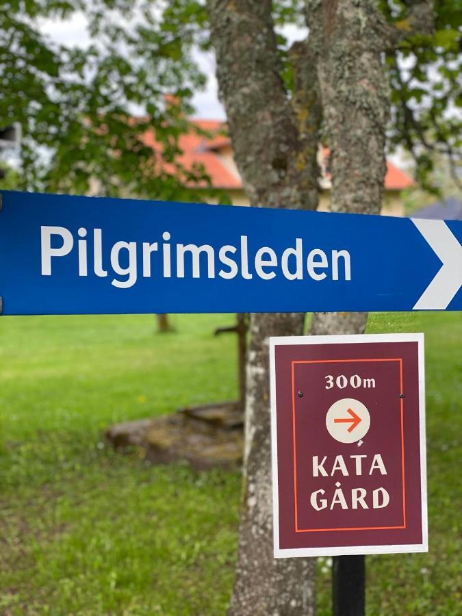Klostergardens Vandrarhem Varnhem Ngoại thất bức ảnh