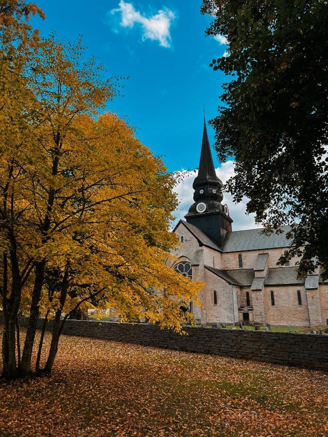 Klostergardens Vandrarhem Varnhem Ngoại thất bức ảnh
